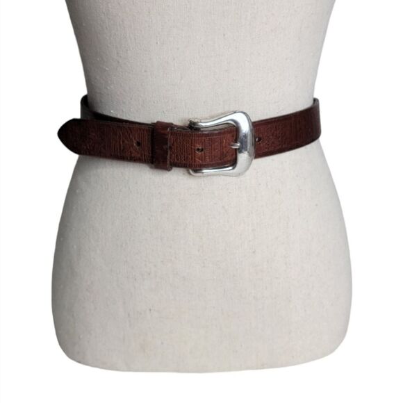 Fossil brown embossed leather belt size Small silver Buckle Western Boho Style - Picture 3 of 10